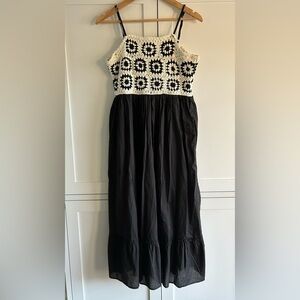 Rebellion Black and Cream Crochet Top Black Bottom Sleeveless Lined Dress Sz  M